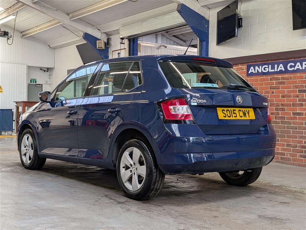 <p>2015 SKODA FABIA SE TSI</p>