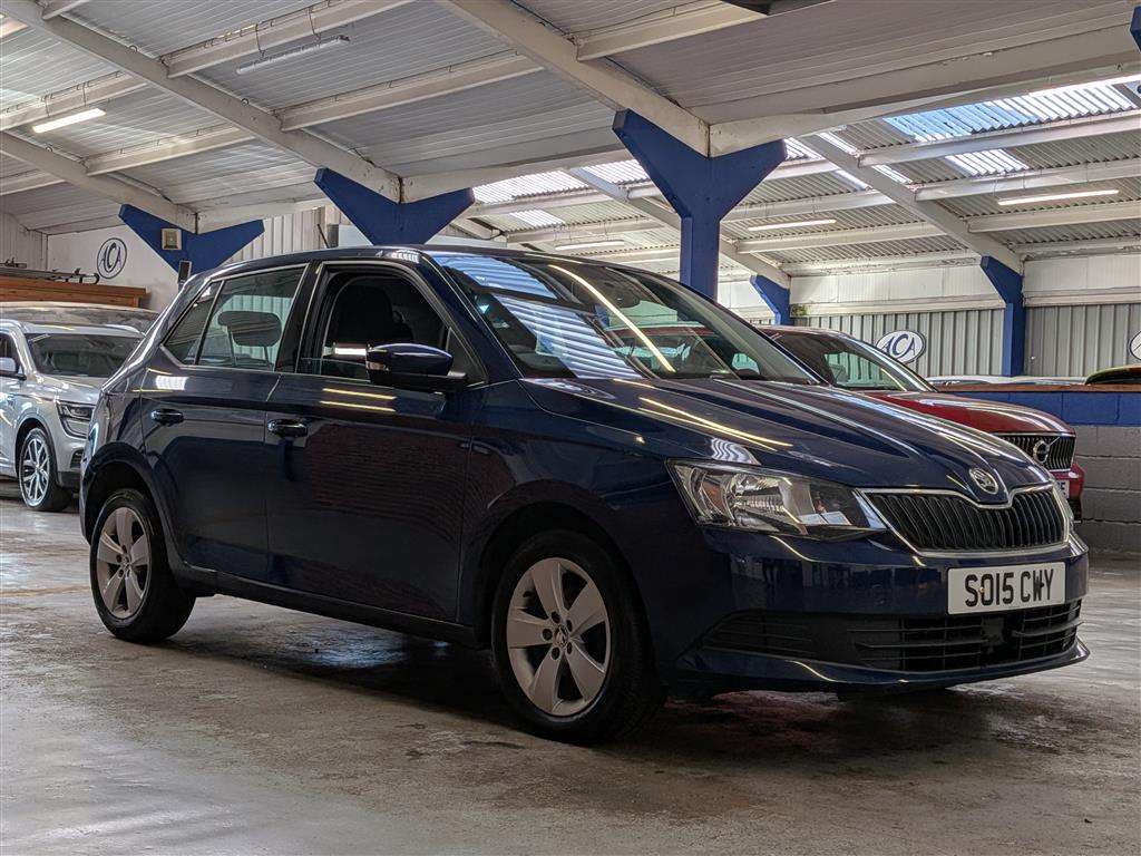 <p>2015 SKODA FABIA SE TSI</p>