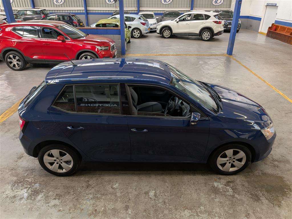<p>2015 SKODA FABIA SE TSI</p>
