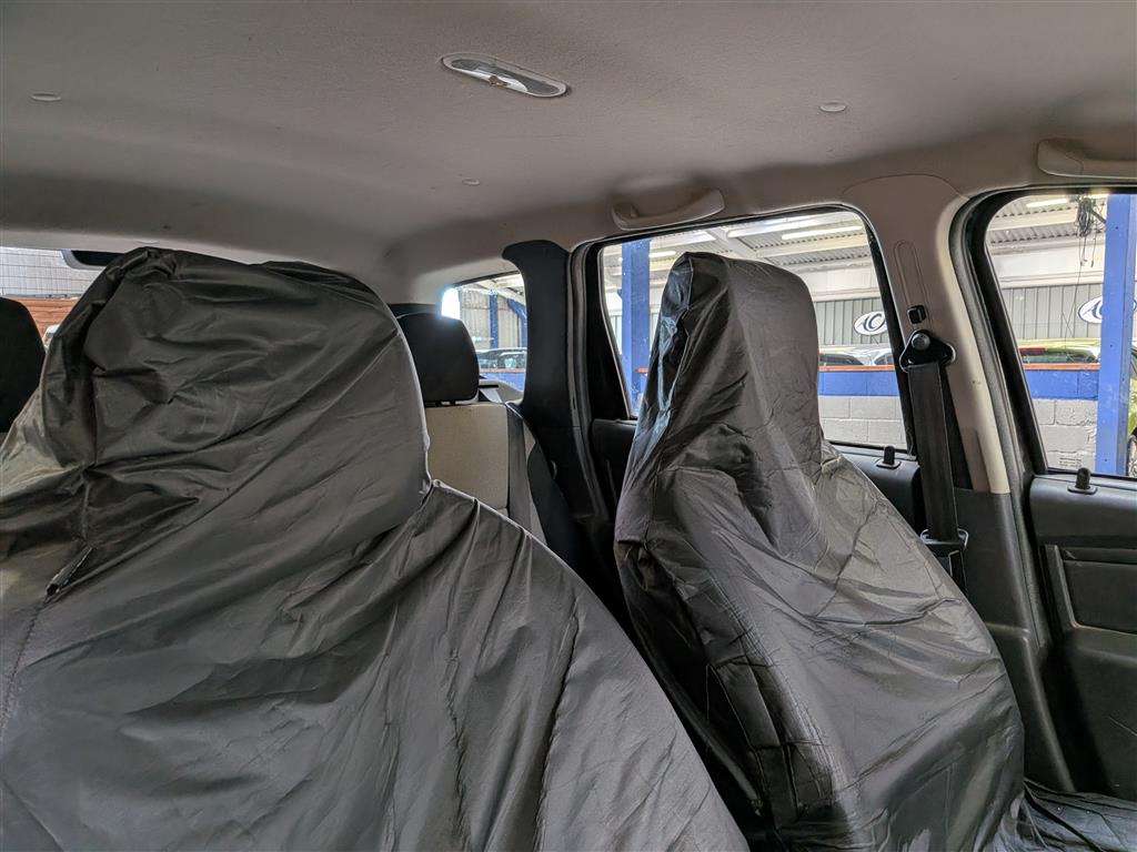 <p>2015 DACIA DUSTER AMBIANCE DCI 4X4</p>