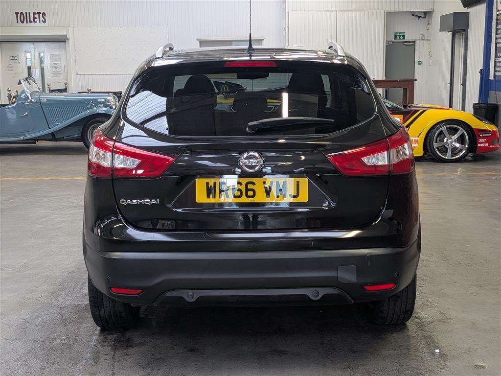 <p>2016 NISSAN QASHQAI TEKNA DCI</p>