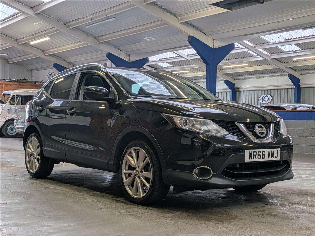 <p>2016 NISSAN QASHQAI TEKNA DCI</p>