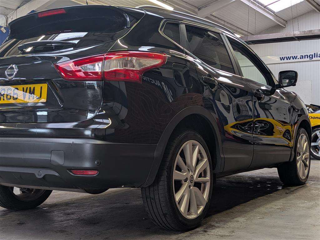<p>2016 NISSAN QASHQAI TEKNA DCI</p>