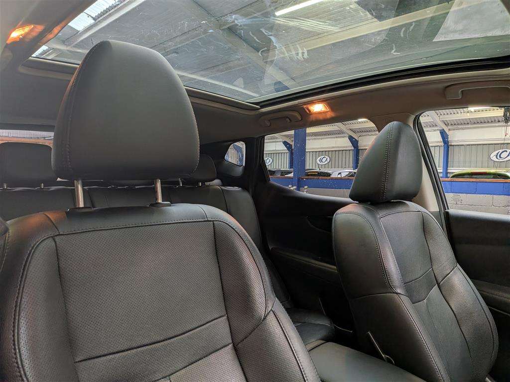 <p>2016 NISSAN QASHQAI TEKNA DCI</p>