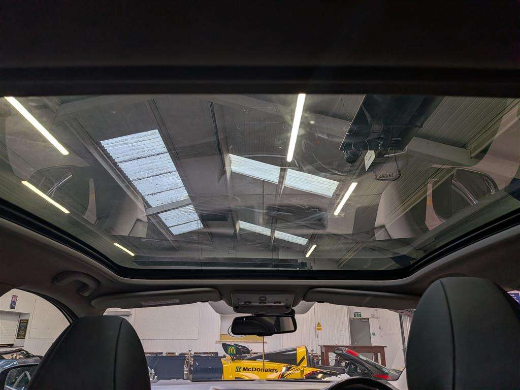 <p>2016 NISSAN QASHQAI TEKNA DCI</p>