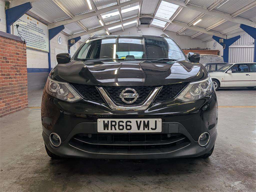 <p>2016 NISSAN QASHQAI TEKNA DCI</p>