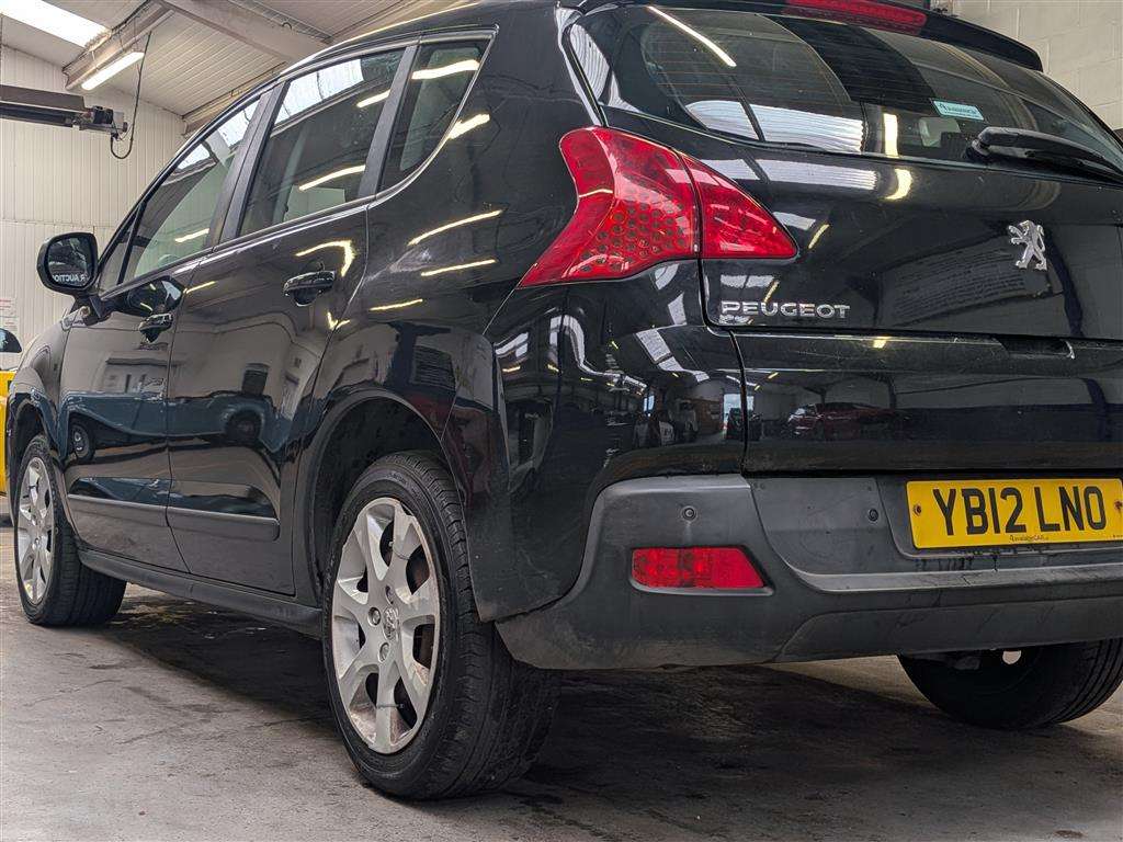 <p>2012 PEUGEOT 3008 ACCESS HDI</p>