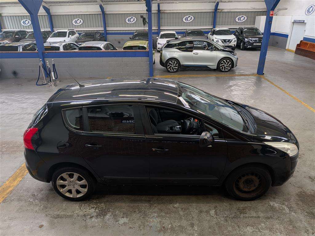 <p>2012 PEUGEOT 3008 ACCESS HDI</p>