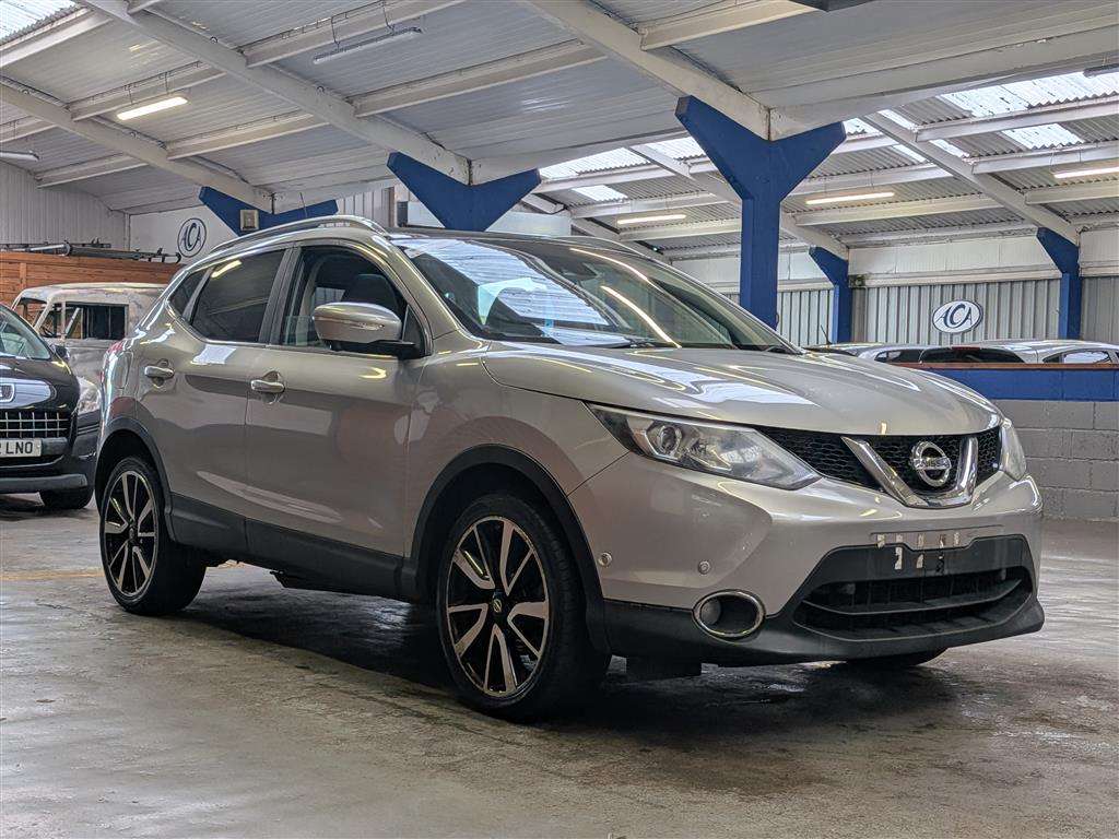 <p>2014 NISSAN QASHQAI TEKNA DCI</p>