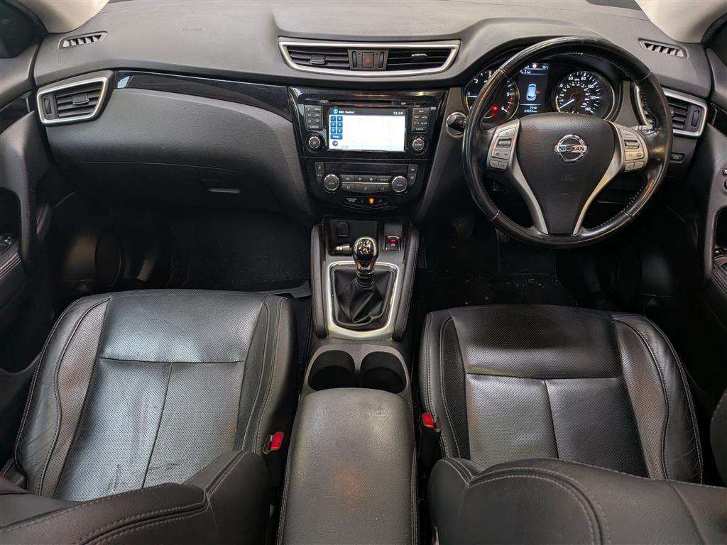 <p>2014 NISSAN QASHQAI TEKNA DCI</p>