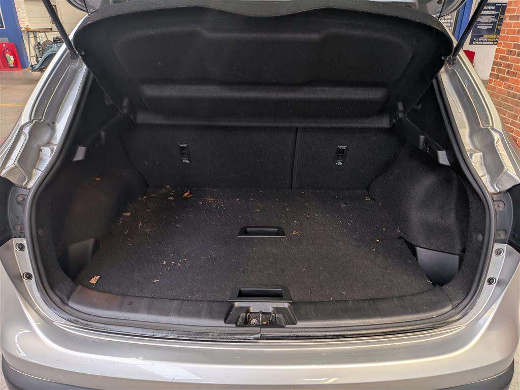 <p>2014 NISSAN QASHQAI TEKNA DCI</p>