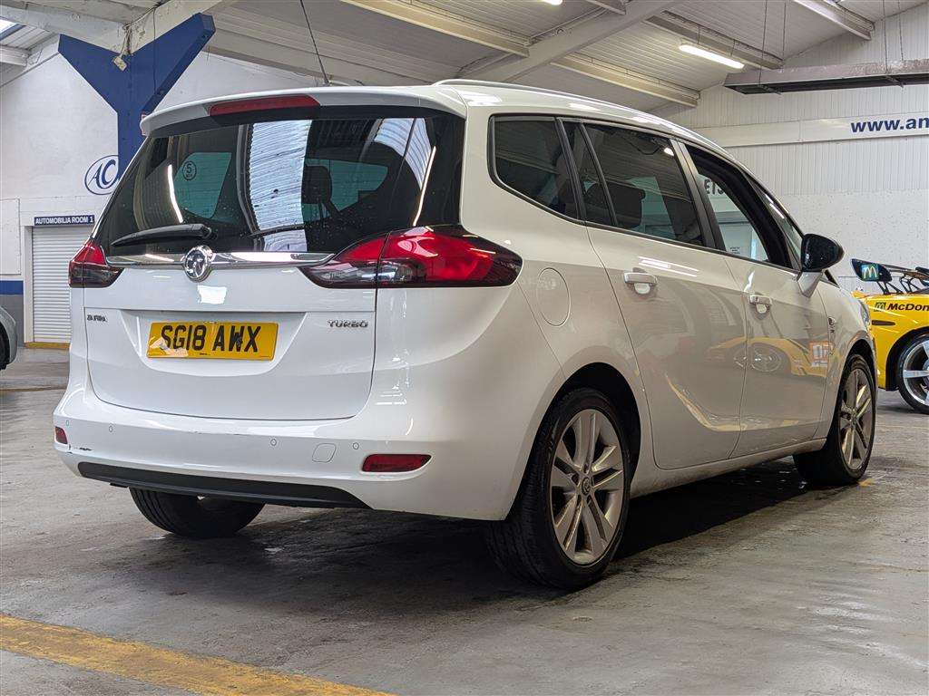 <p>2018 VAUXHALL ZAFIRA TOURER SRI NAV TUR</p>