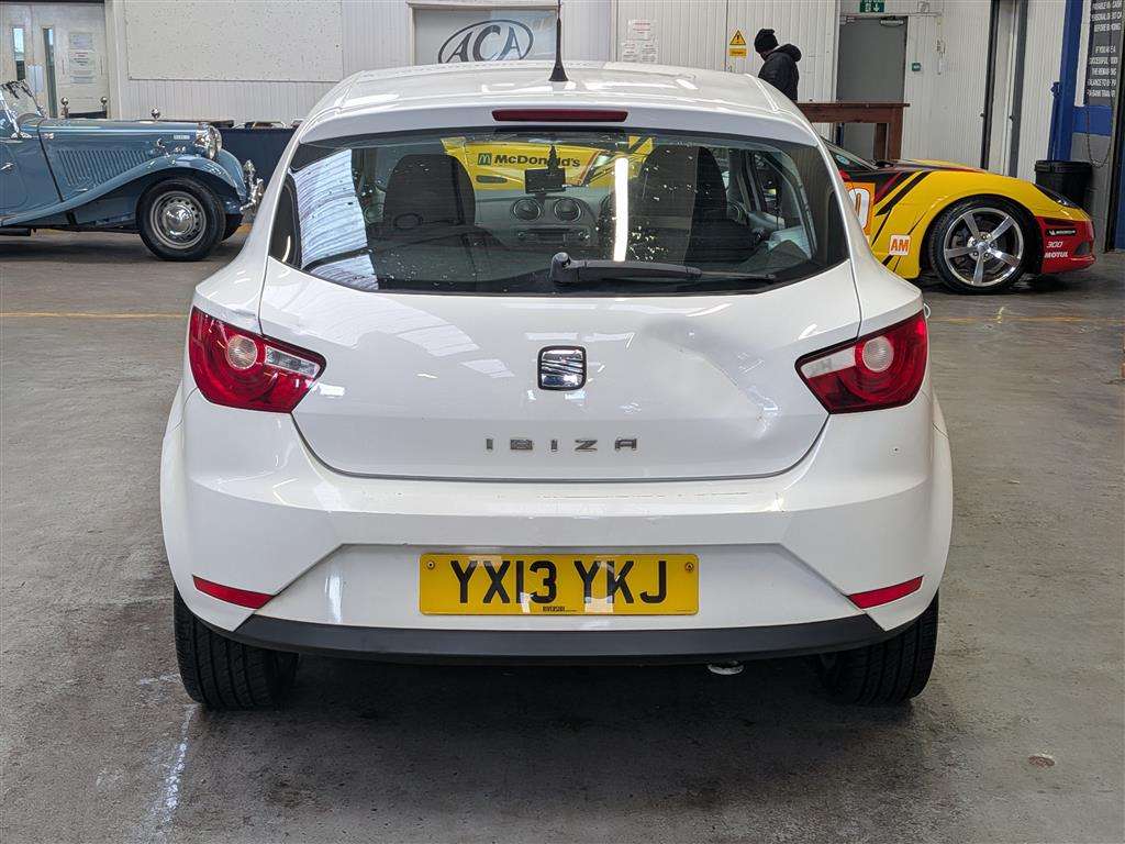 <p>2013 SEAT IBIZA TOCA</p>