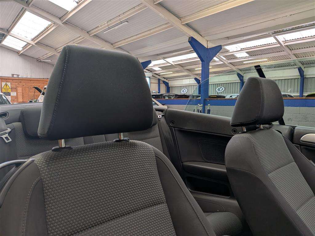 <p>2013 VOLKSWAGEN GOLF SE BLUEMOTION TECH T</p>