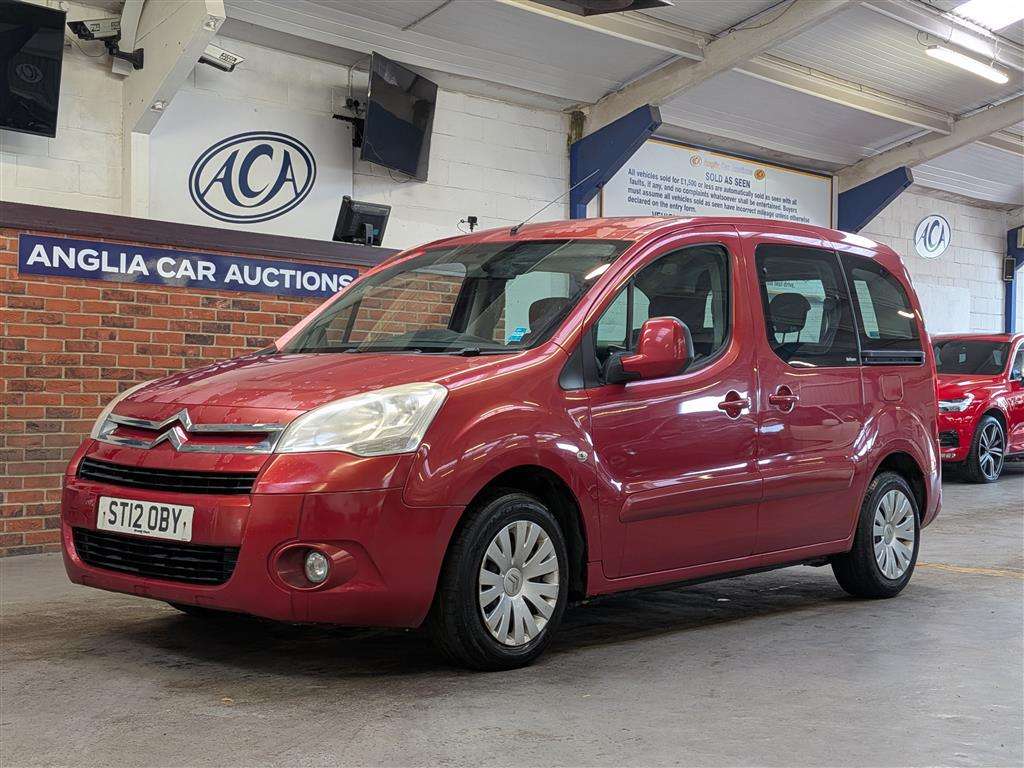 <p>2012 CITROEN BERLINGO MULTISPACE VTR E</p>