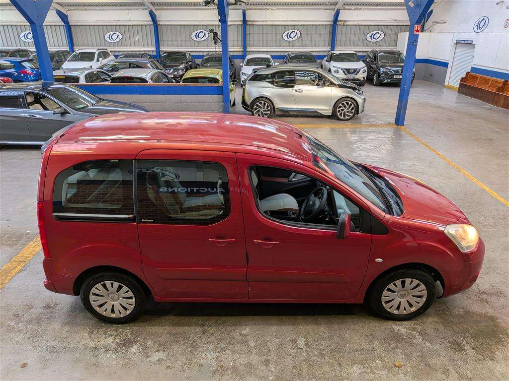 <p>2012 CITROEN BERLINGO MULTISPACE VTR E</p>