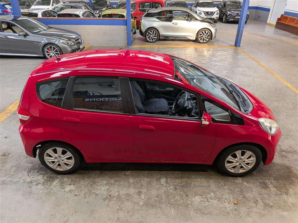 <p>2012 HONDA JAZZ I-VTEC ES</p>