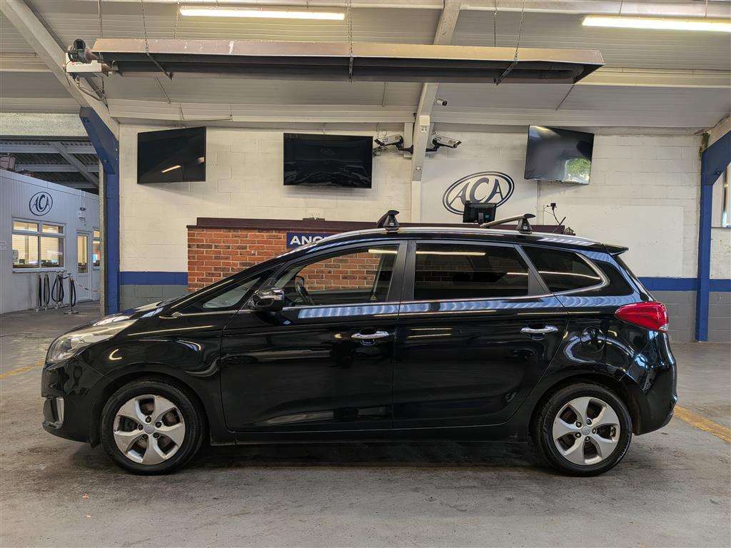 <p>2015 KIA CARENS 2 CRDI ISG</p>
