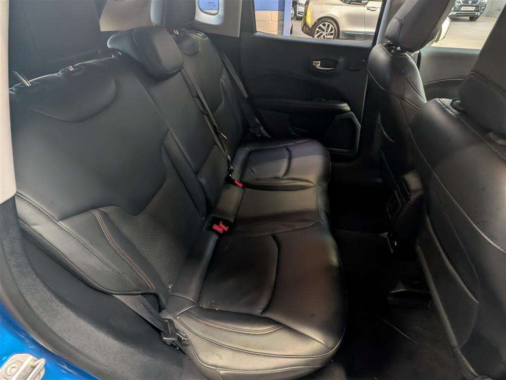 <p>2018 JEEP COMPASS LIMITED MULTIAIR</p>