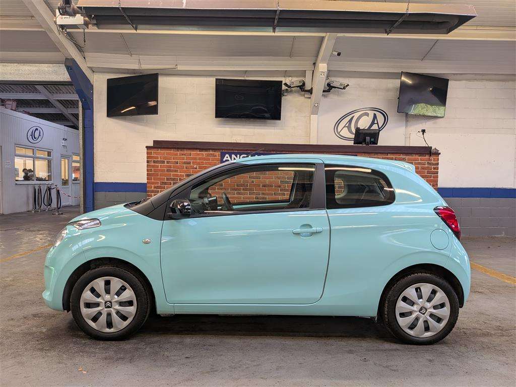 <p>2020 CITROEN C1 FEEL</p>