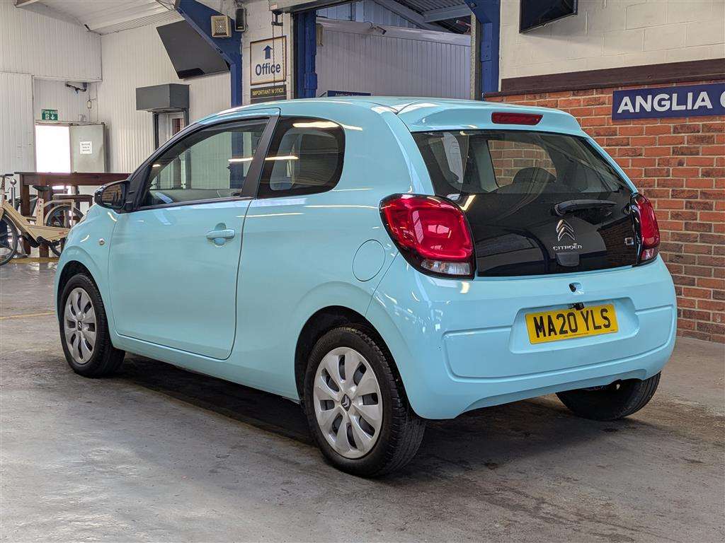 <p>2020 CITROEN C1 FEEL</p>