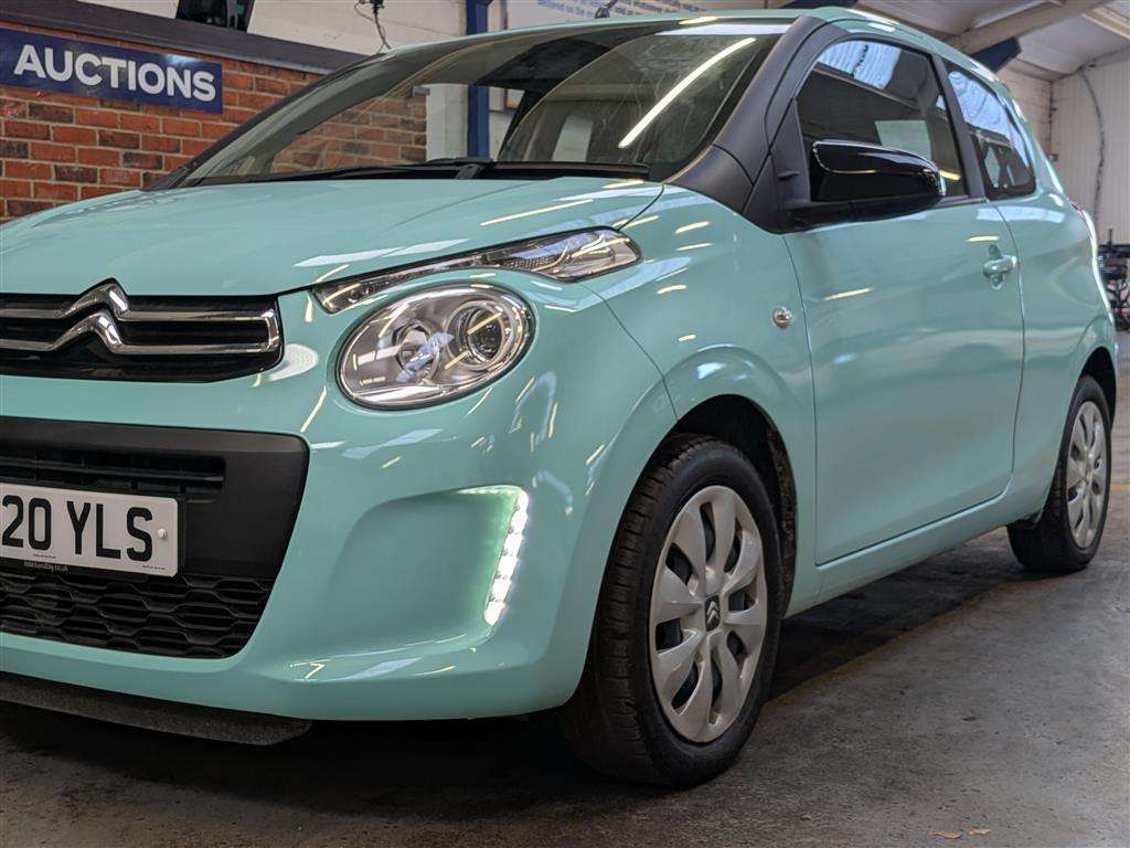 <p>2020 CITROEN C1 FEEL</p>