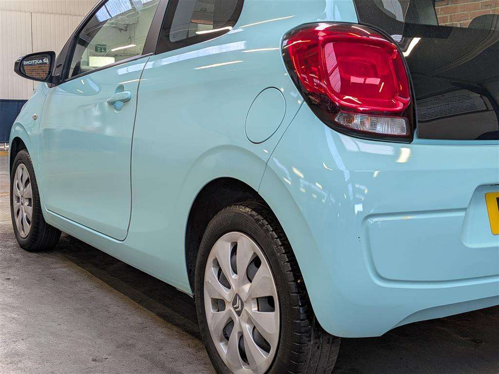 <p>2020 CITROEN C1 FEEL</p>
