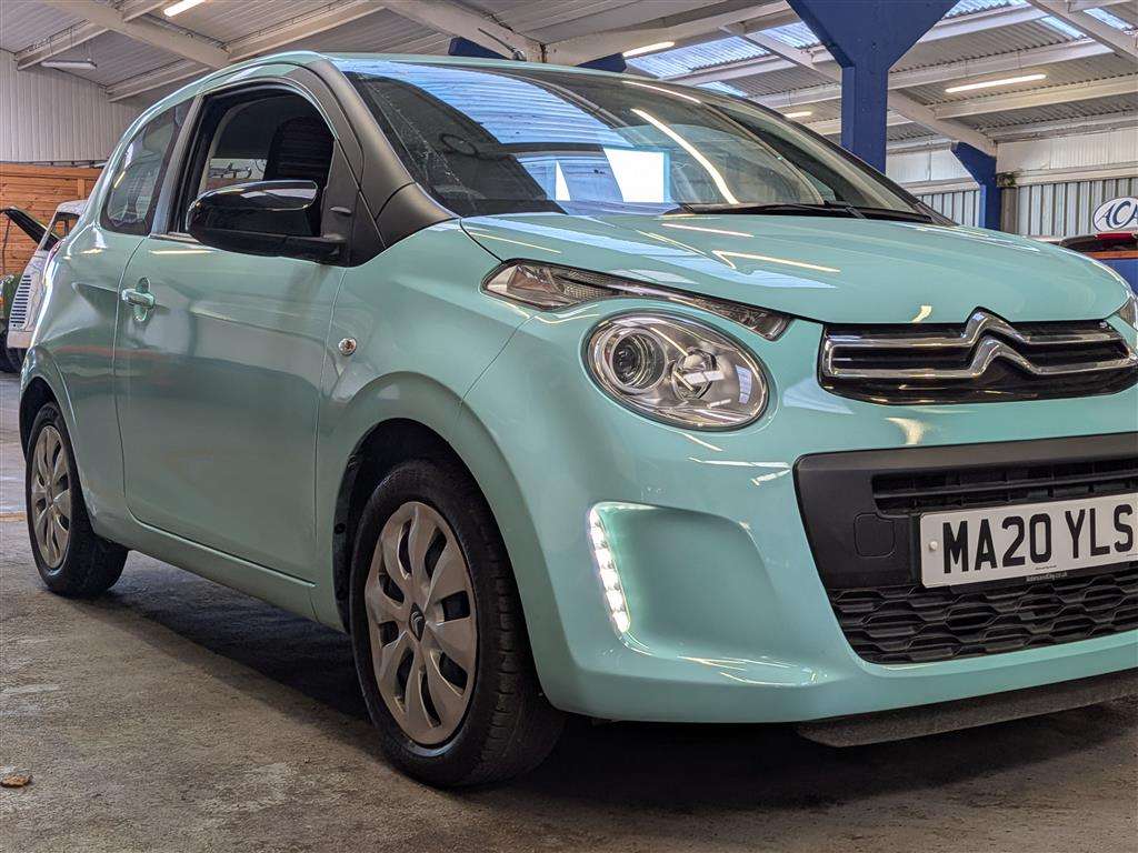 <p>2020 CITROEN C1 FEEL</p>