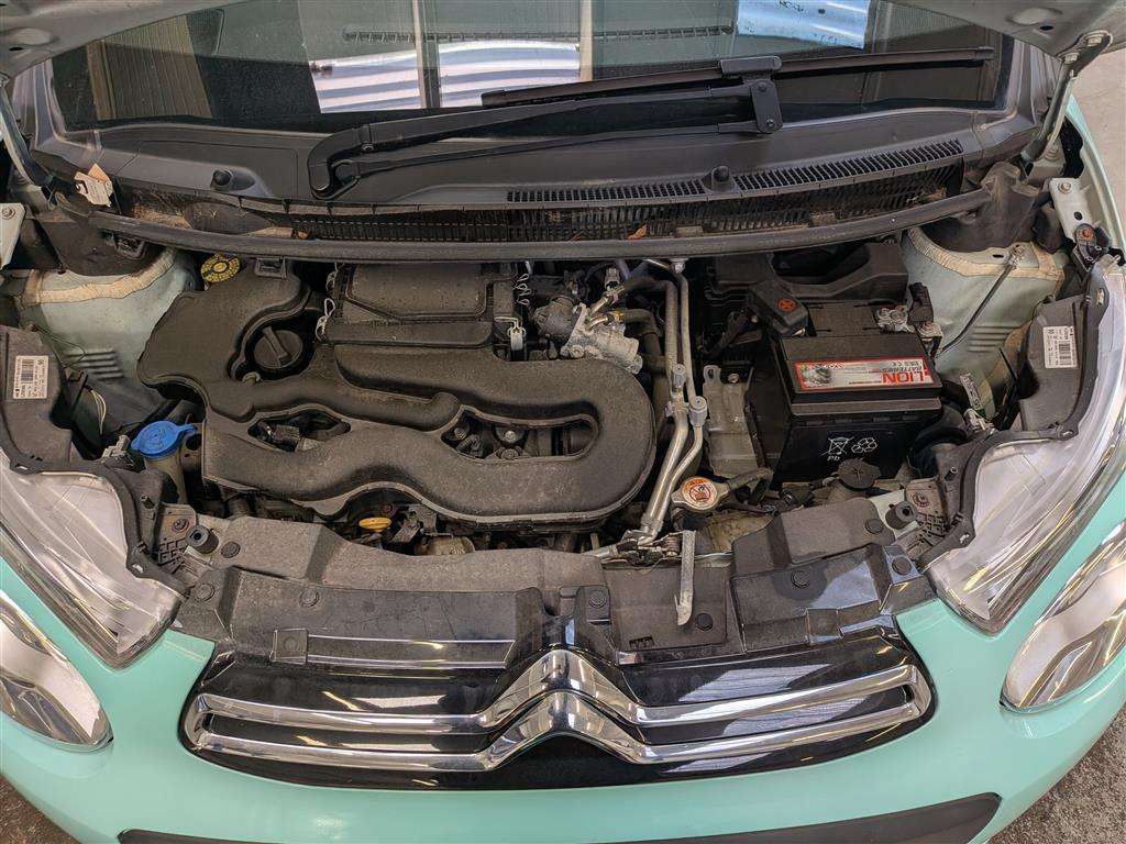 <p>2020 CITROEN C1 FEEL</p>