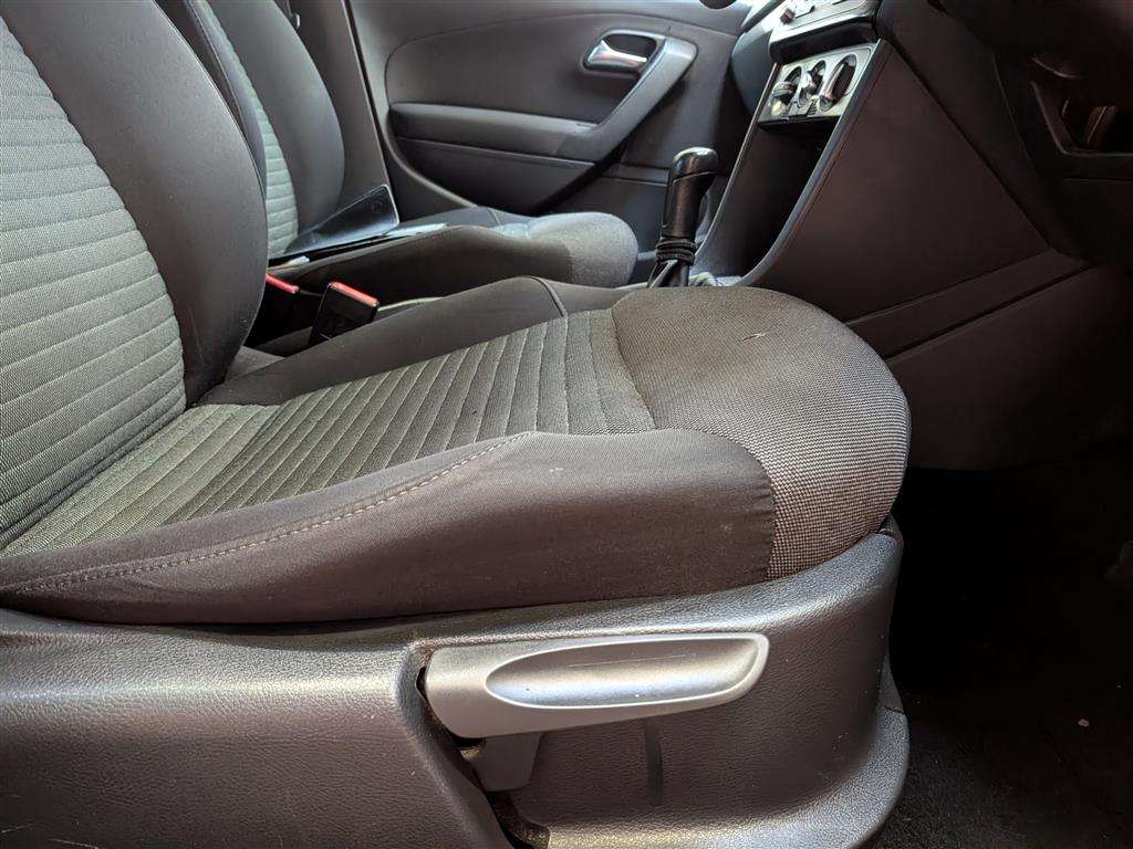 <p>2010 VOLKSWAGEN POLO SE 85</p>