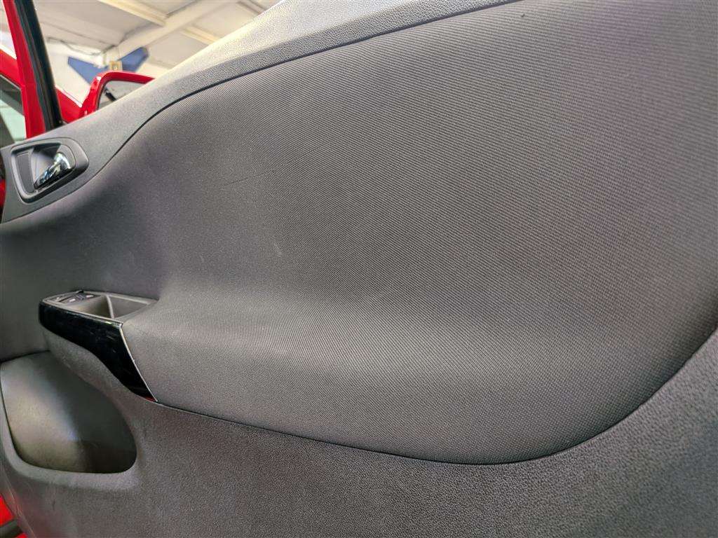 <p>2015 VAUXHALL CORSA SRI VX-LINE S/S</p>