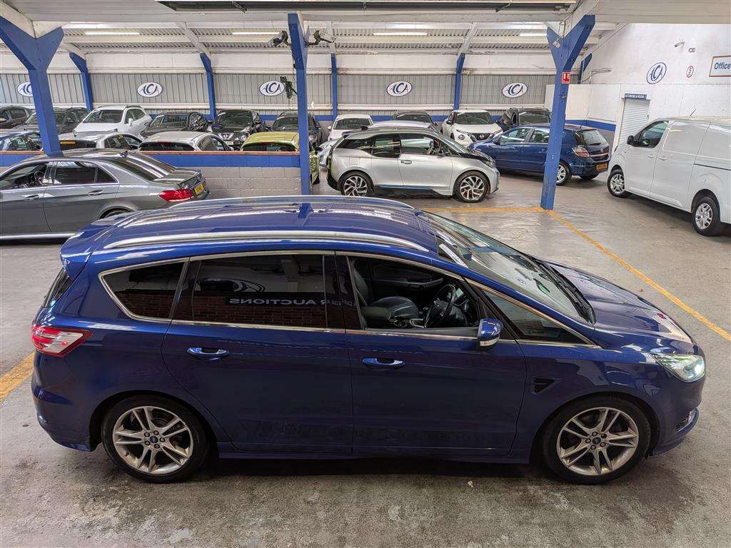 <p>2017 FORD S-MAX TITANIUM SPORT TDCI</p>