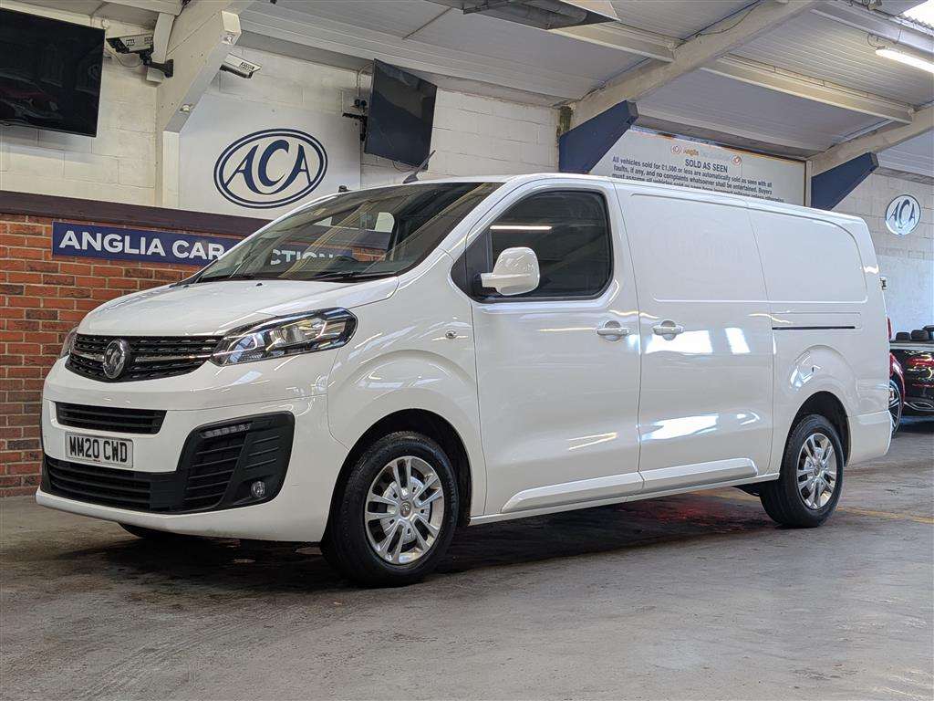<p>2020 VAUXHALL VIVARO 3100 SPORTIVE S/S</p>