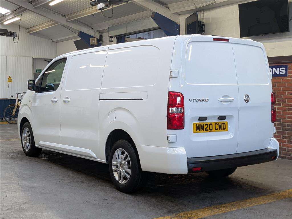 <p>2020 VAUXHALL VIVARO 3100 SPORTIVE S/S</p>