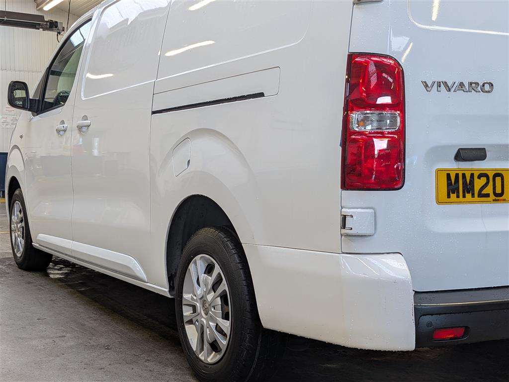 <p>2020 VAUXHALL VIVARO 3100 SPORTIVE S/S</p>
