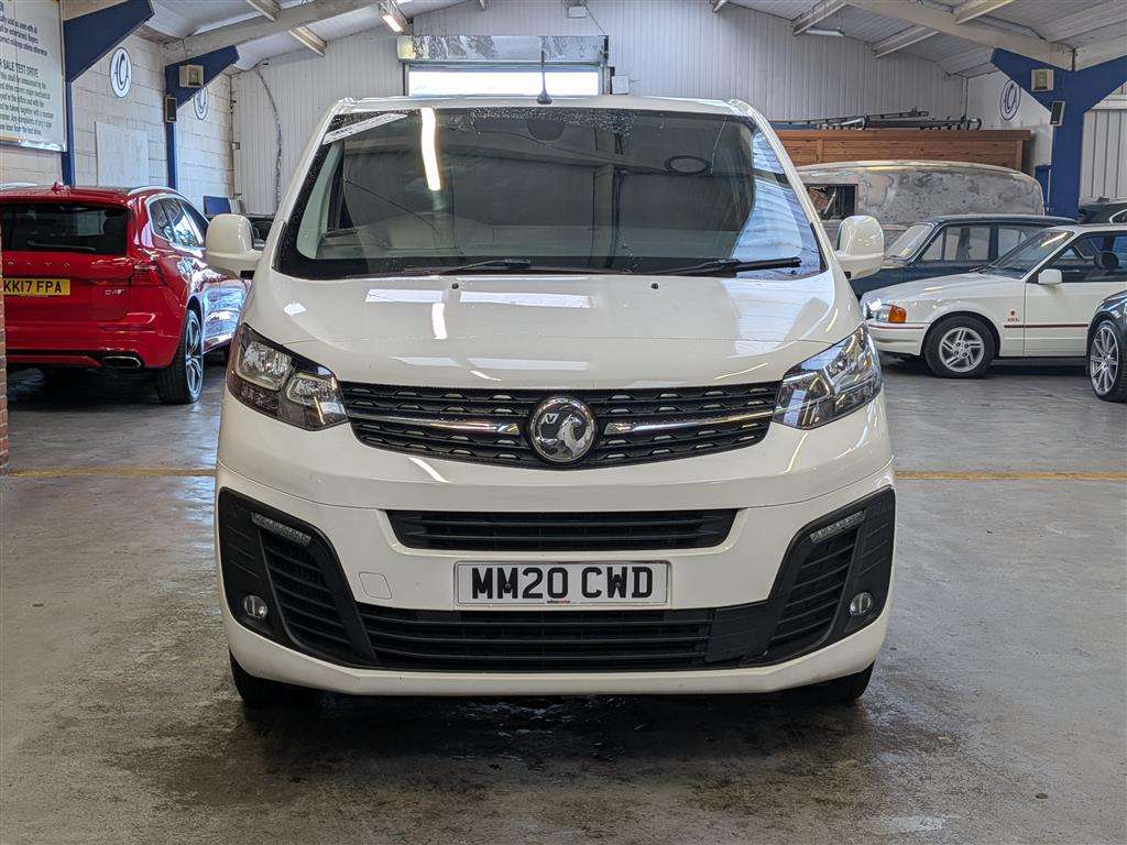 <p>2020 VAUXHALL VIVARO 3100 SPORTIVE S/S</p>