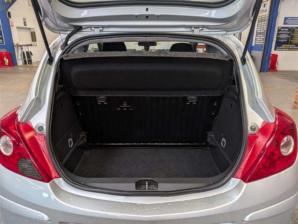 <p>2014 VAUXHALL CORSA EXCITE AC ECOFLEX</p>