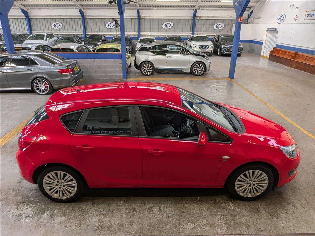 <p>2013 VAUXHALL ASTRA ENERGY</p>