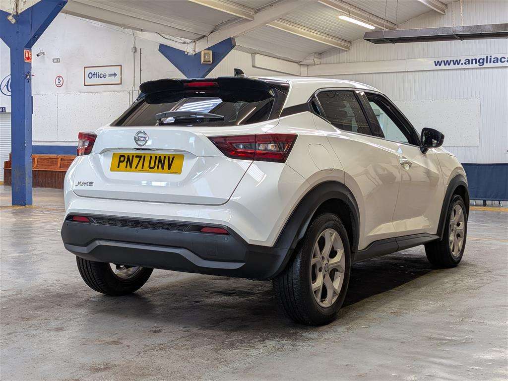 <p>2021 NISSAN JUKE N-CONNECTA DIG-T</p>