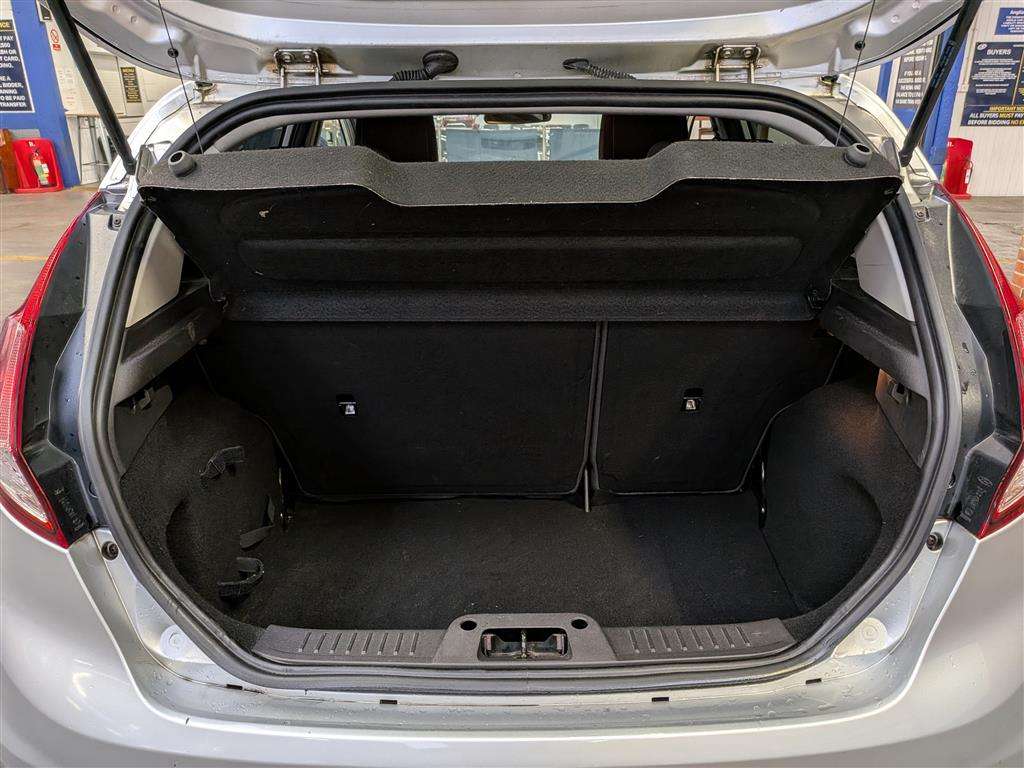 <p>2013 FORD FIESTA TITANIUM</p>