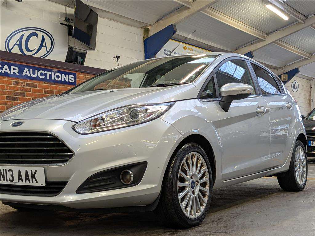 <p>2013 FORD FIESTA TITANIUM</p>