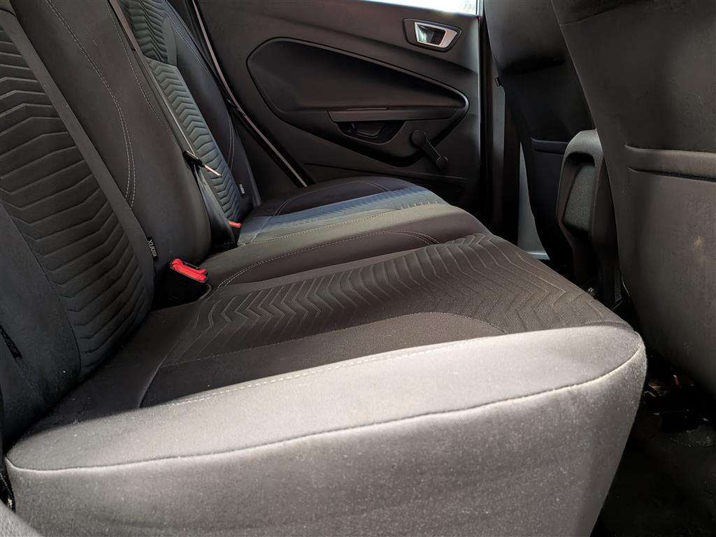 <p>2013 FORD FIESTA TITANIUM</p>