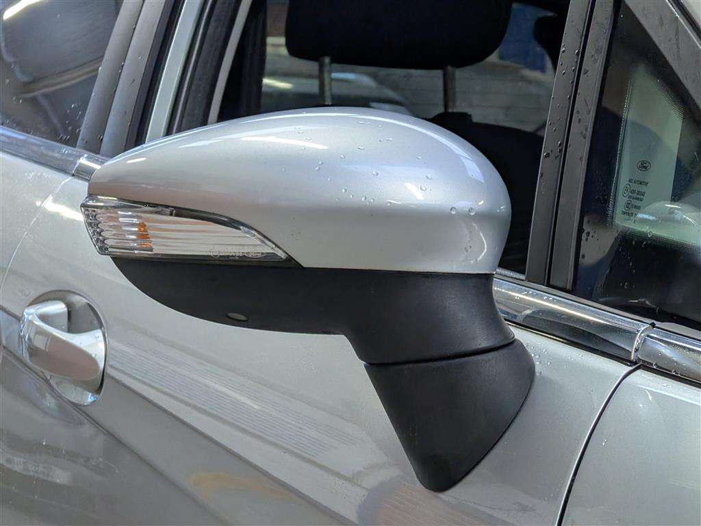 <p>2013 FORD FIESTA TITANIUM</p>