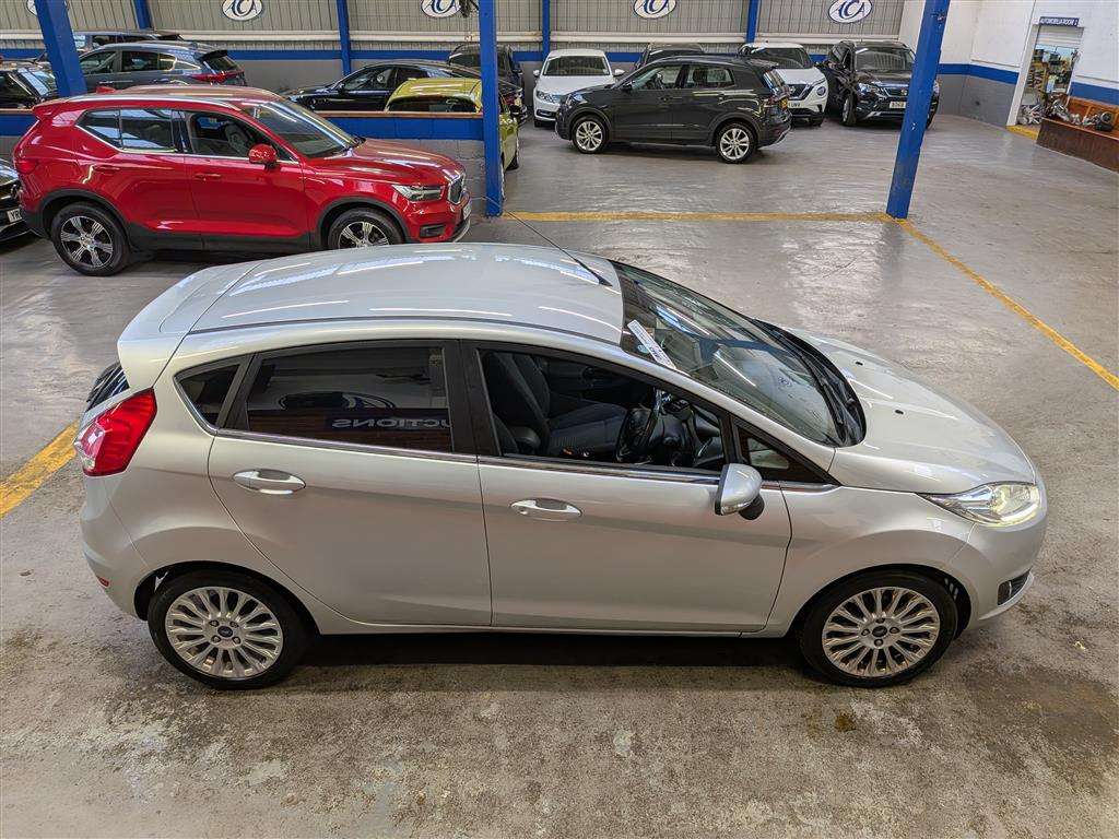 <p>2013 FORD FIESTA TITANIUM</p>