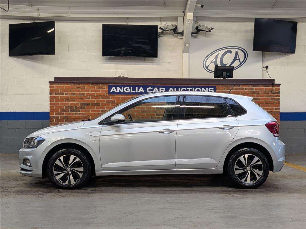 <p>2020 VOLKSWAGEN POLO MATCH TSI S-A</p>