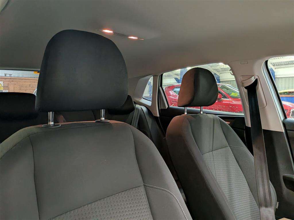 <p>2020 VOLKSWAGEN POLO MATCH TSI S-A</p>