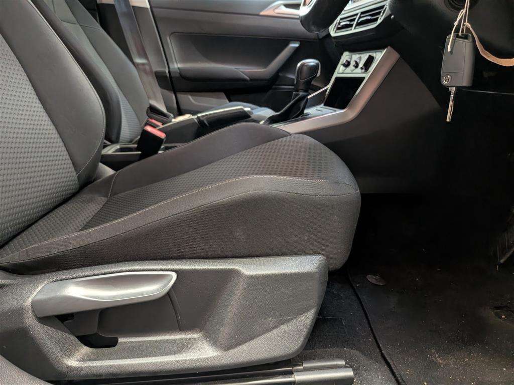 <p>2020 VOLKSWAGEN POLO MATCH TSI S-A</p>