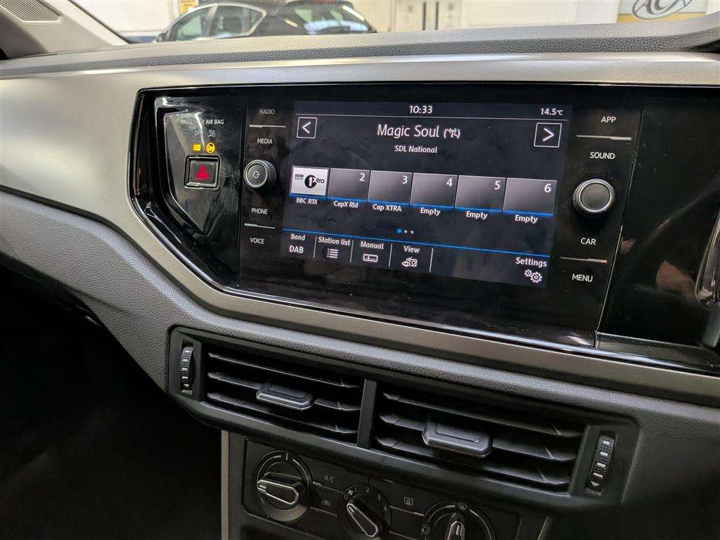 <p>2020 VOLKSWAGEN POLO MATCH TSI S-A</p>