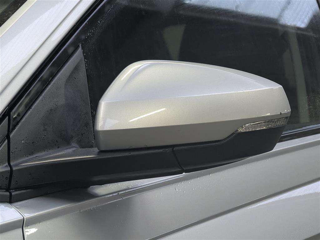 <p>2020 VOLKSWAGEN POLO MATCH TSI S-A</p>