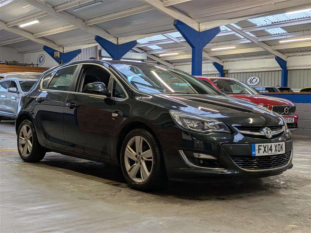<p>2014 VAUXHALL ASTRA SRI</p>